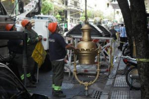 Ciudad puso en valor las farolas del Microcentro