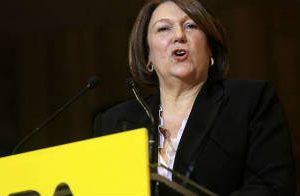 La Ciudad reconoció que los médicos “corren peligro”