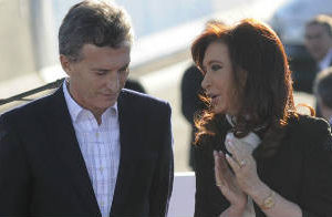 La ex presidente no estará en la jura de Macri