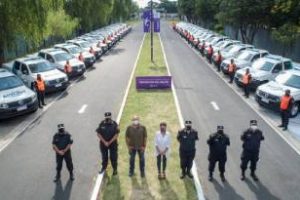 Entrega de Móviles para la Policía Bonaerense