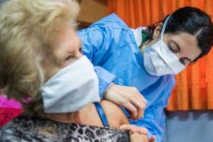 Inscripción: Vacunación para mayores de 80