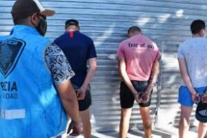 Constitución:Tres detenidos con gran cantidad de joyas 