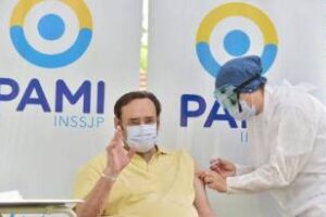 PAMI: «Vamos a reforzar la campaña de vacunación»  