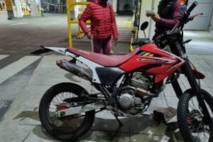 Barrio de Núñez: Detuvieron ladrones de motos, menores de edad