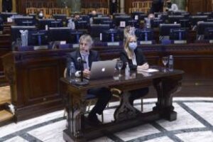 Legislatura:Amplio informe del ministro Felipe Miguel