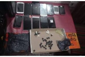 Balvanera: Detenidos por tenencia de drogas, armas y celulares robados