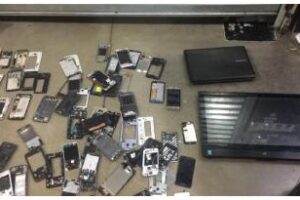 Barrio Zavaleta: Un detenido y varios celulares secuestrados