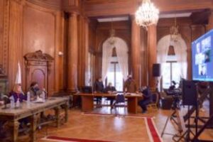 Reunión en modalidad mixta, presencial y virtual,la Junta de Ética