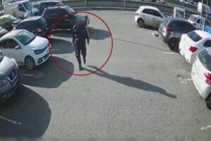 Cayó delincuente que robaba objetos de vehículos en estación