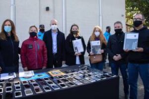 Larreta: Encabezó la devolución de teléfonos celulares a sus dueños