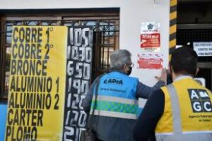 En la ciudad:Tres clausuras en metaleras de Mataderos