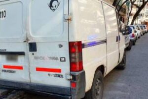 Detuvieron ladrón intentó robar la recaudación de una camioneta