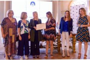 Legislatura porteña: Reconocimiento a una ambientalista universitaria