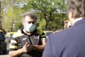 Ciudad: Santoro retomó la campaña escuchando a diversos sectores