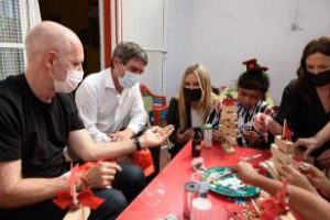 Larreta participó del festejo navideño solidario de adultos mayores