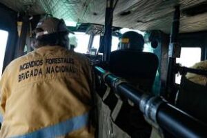 Nación:Por incendios se envió brigadistas y sumó un avión anfibio