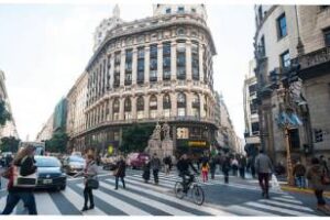 La Ciudad: Transformará el   micro y macro centro en un área urbana