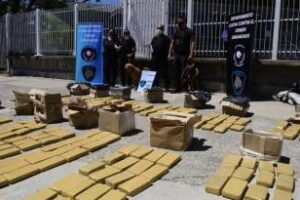 Ciudad:Incautaron 200 kilos de marihuana que venían desde Misiones