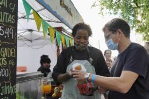 La ciudad apuesta por la gastronomía en el microcentro porteño