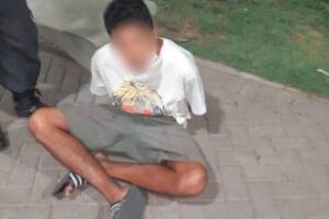 Palermo: Cayó quemacoches que prendió fuego tres vehículos