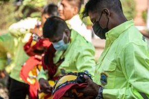 Llegaron a Corrientes los brigadistas enviados por Bolivia