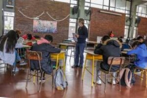 Estudiantes de 5° año harán prácticas educativas en ámbitos laborales