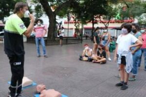 Comienza la segunda etapa de los cursos de RCP en plazas porteñas
