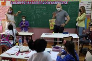 Ciudad: Larreta recorrió una de las primeras escuelas públicas bilingües