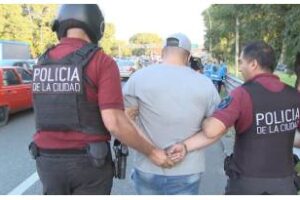 Villa Urquiza: Cayó un delincuente involucrado en el robo a una vivienda