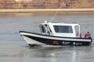 Ambiente:Presento las embarcaciones para prevenir y detectar incendios