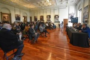 Ambiente:“Espera terminar el año con una ley de bienestar animal”