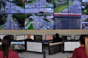 Ciudad:Anillo Digital permitió detener a cuatro hombres con un auto robado