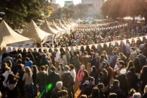 Ciudad:Festival de Café más de 100.000 personas la visitaron