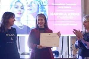 Ciudad:Distinguen a Mariela Ajras como Personalidad Destacada