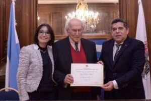 La Legislatura porteña: Reconoció Neurólogo doctor Horacio Levati
