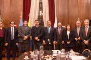 La Legislatura declaró Huésped de Honor a Sergio Díaz-Granados