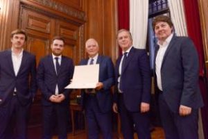 Legislatura porteña: Declaró visitante ilustre a Josep Borrell