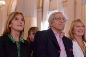 Ciudad:Declarado personalidad destacada de la cultura a Barleand