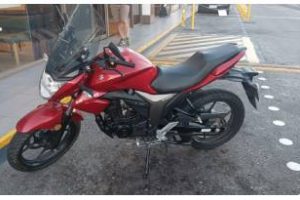 Dos detenidos por estafas en compra y venta de motos por Internet