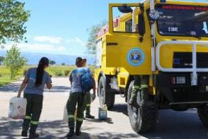 Ambiente trasladó los primeros brigadistas que colaboran en Chile