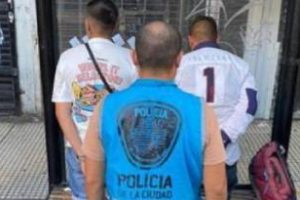 Barrio Balvanera: Detuvieron a dos ladrones con celulares robados