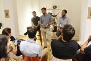 Se presentó un informe sobre la movilidad eléctrica en el AMBA