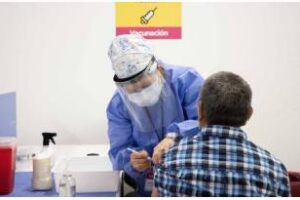 Ciudad: Coronavirus 7.850 personas recibieron esta semana la vacuna