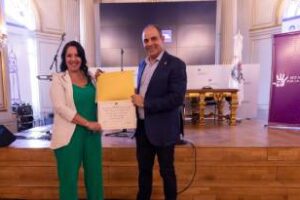 La legislatura:Declaró de interés al libro “Crónica de una adopción”