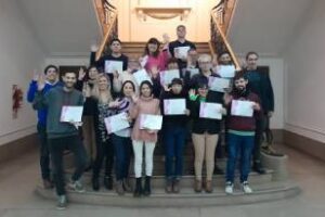 Capacitan al personal de atención al público en Lenguaje de Señas