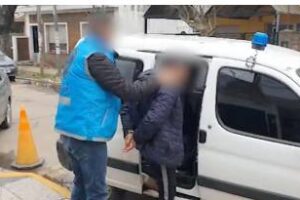 Capturan un hombre buscado por falsear una matrícula de enfermero
