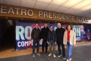 El Teatro Alvear celebró su reapertura en la Calle Corrientes