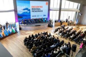 Ciudad:Manifiesto de gobernadores patagónicos y CAME