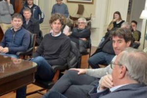 Martín Lousteau visitó al intendente de Tandil Miguel Lunghi