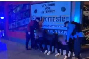 Barrio de Vélez Sarsfield:Capturan a tres delincuentes con ruedas robadas